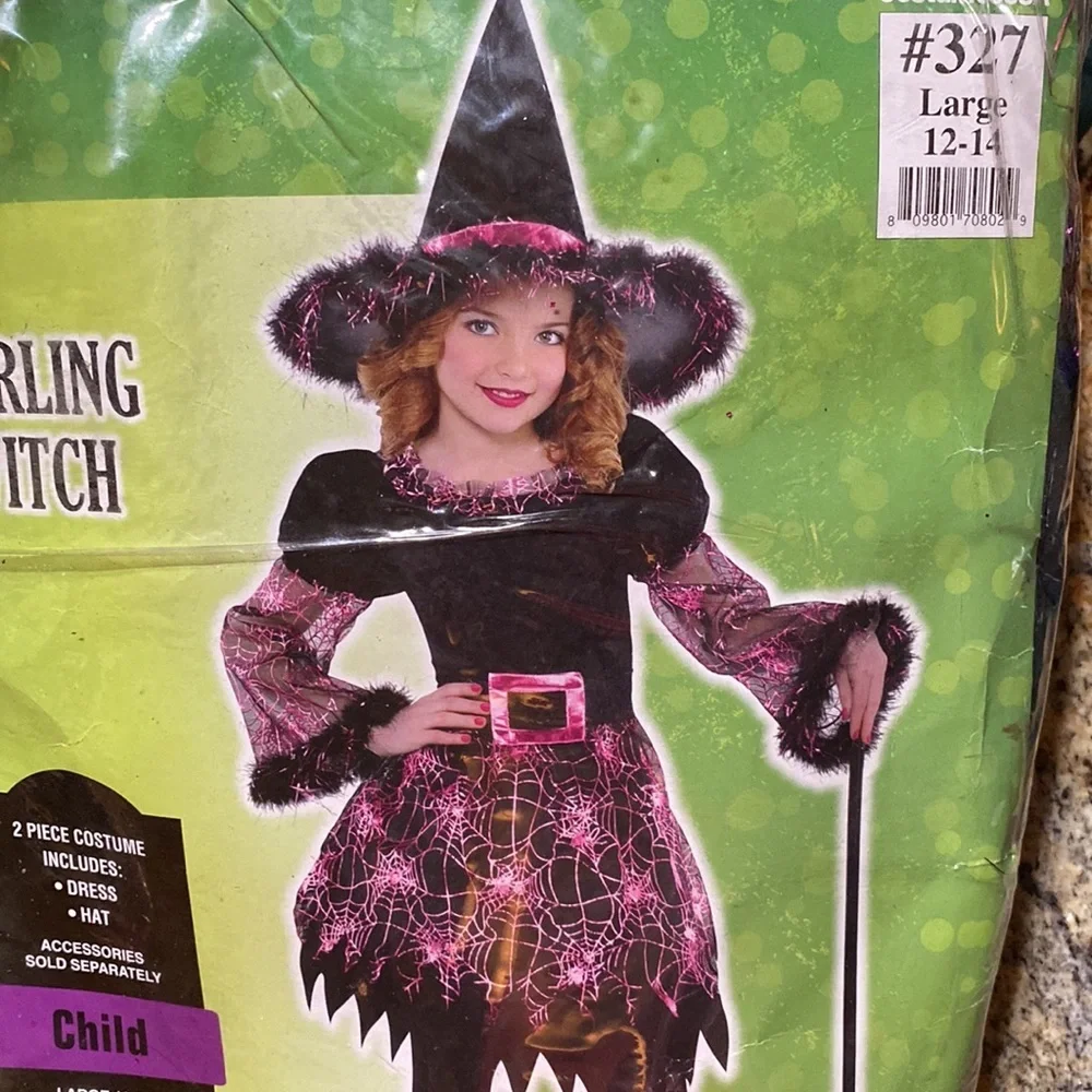New Darling Witch 🧙‍♀️ costume girls size lrg 12-14 dress and hat